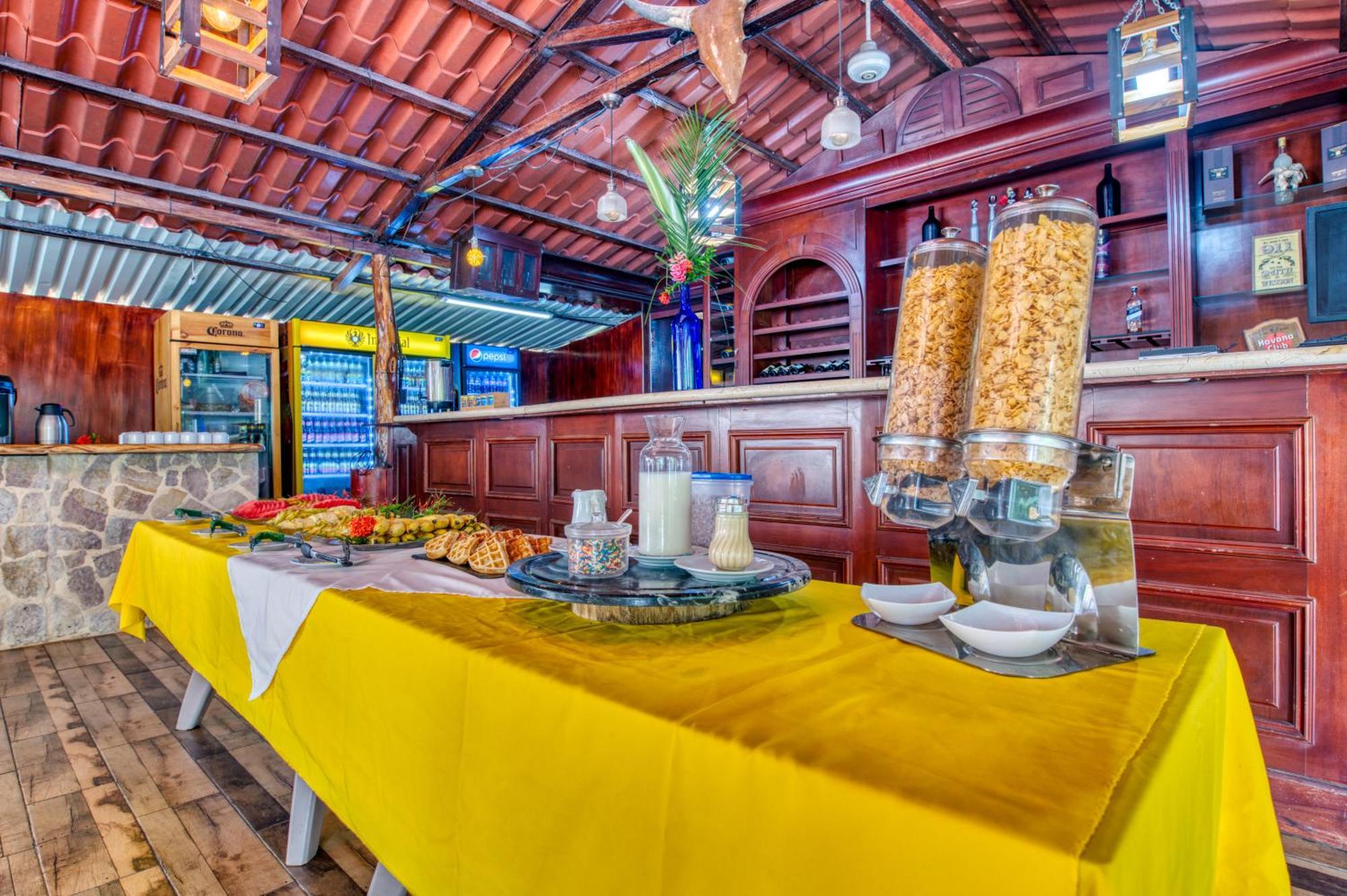Atlantida Lodge קאוויטה מראה חיצוני תמונה