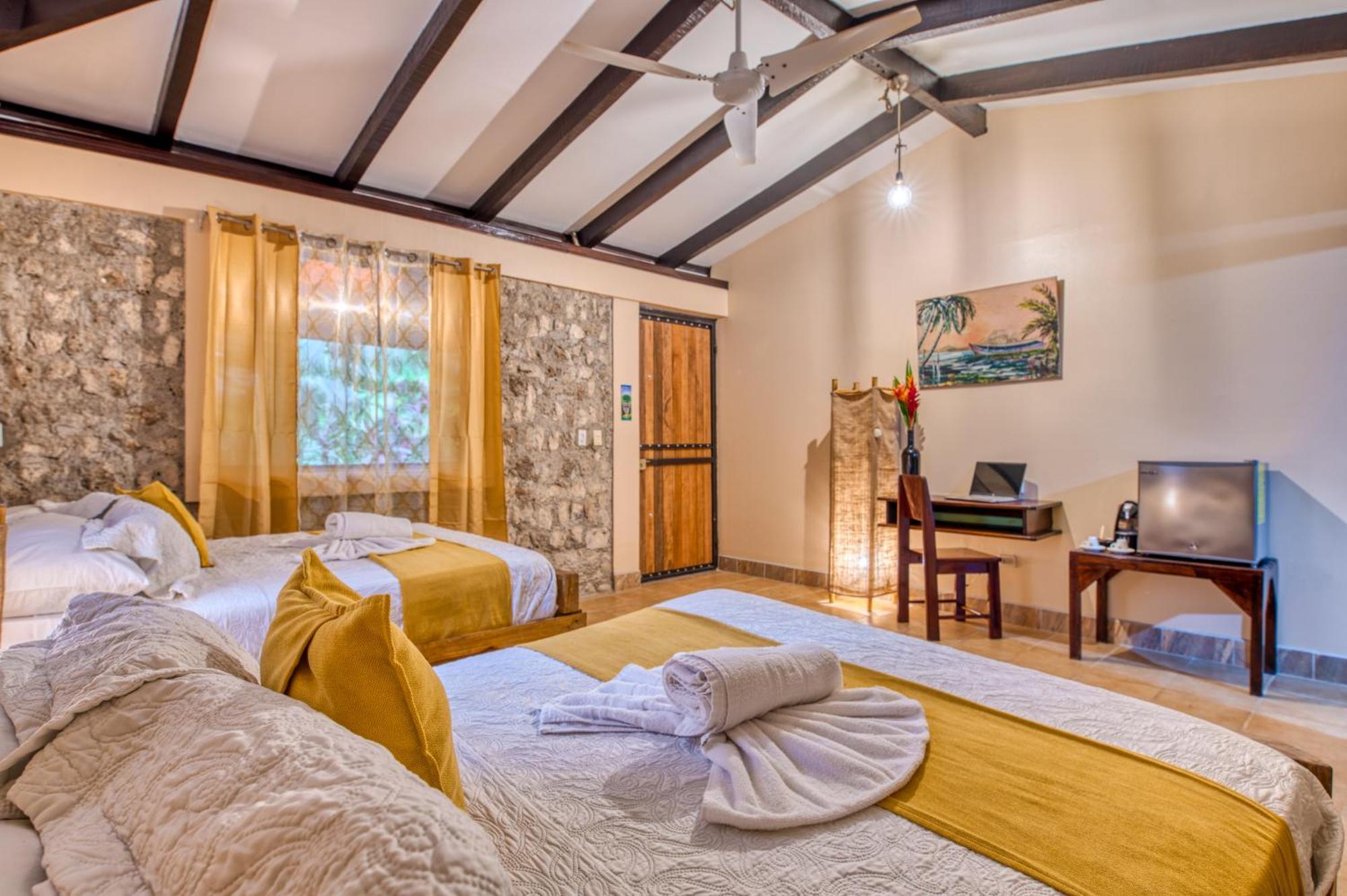 Atlantida Lodge קאוויטה מראה חיצוני תמונה