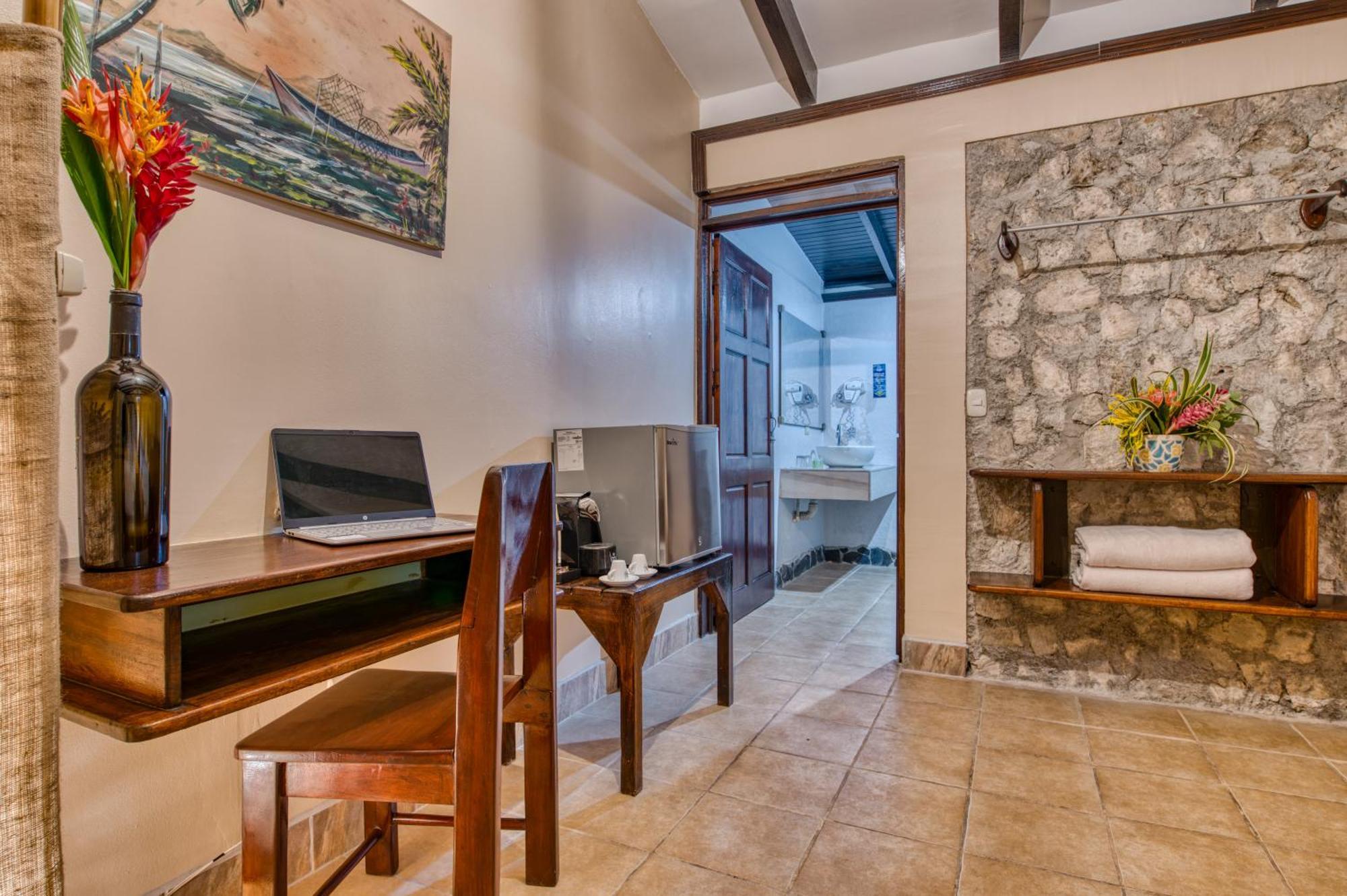 Atlantida Lodge קאוויטה מראה חיצוני תמונה